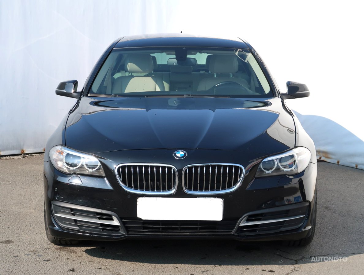 BMW Řada 5, 2016 - pohled č. 2