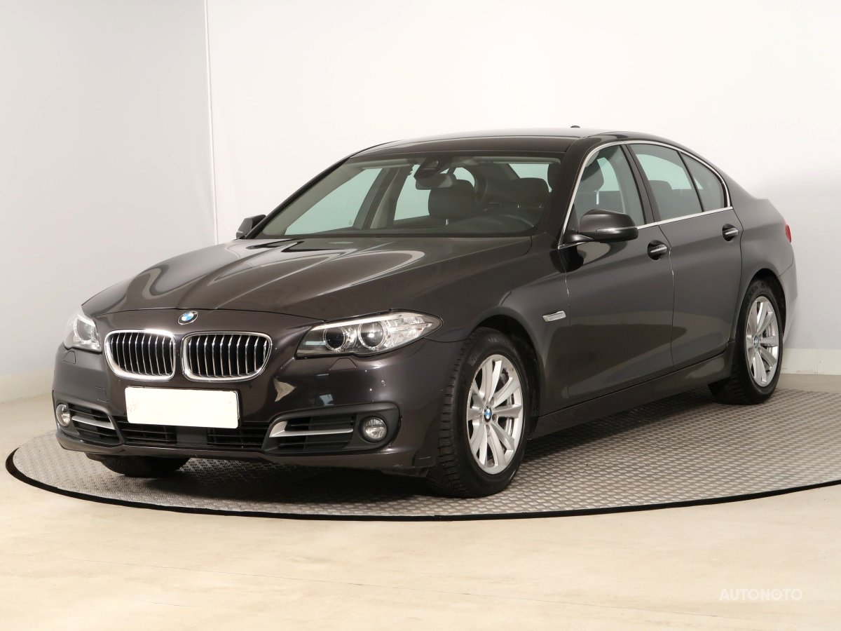 BMW Řada 5, 2014 - pohled č. 3