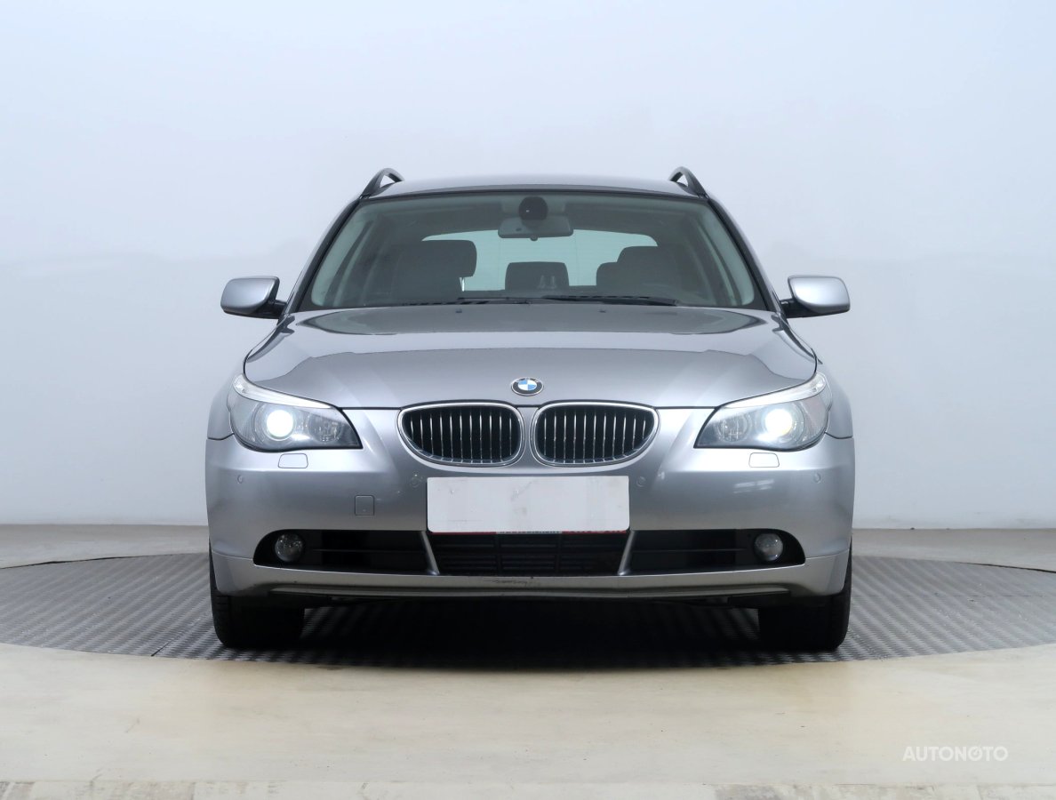 BMW Řada 5, 2005 - pohled č. 2
