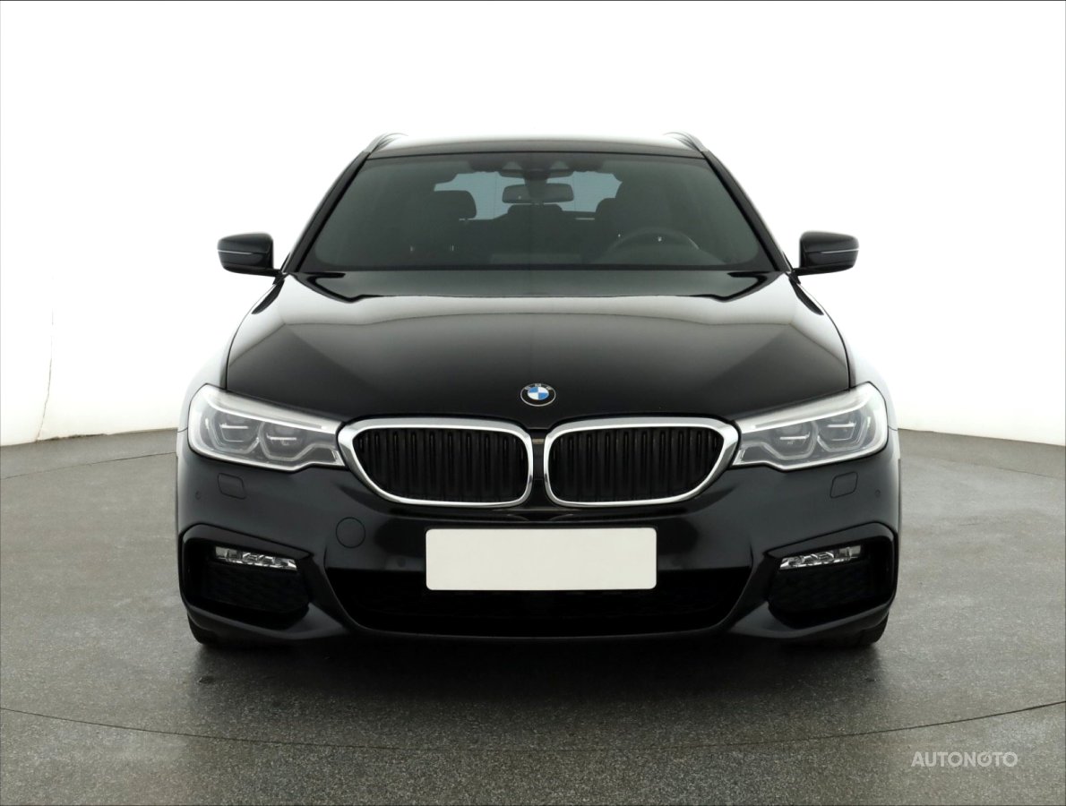 BMW Řada 5, 2017 - pohled č. 2