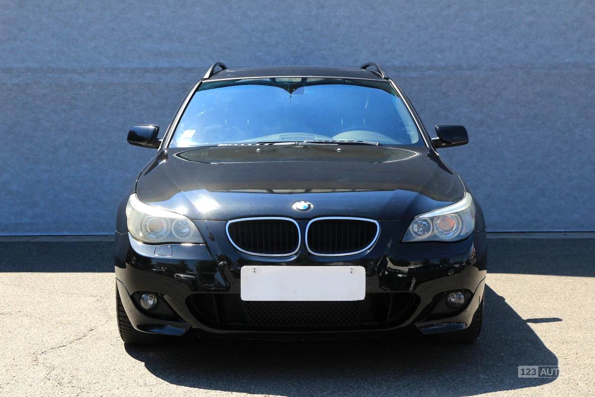 BMW Řada 5, 2005 - pohled č. 2