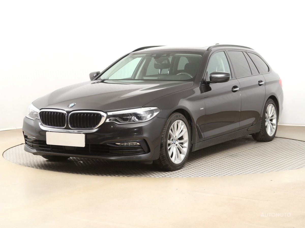 BMW Řada 5, 2017 - pohled č. 3