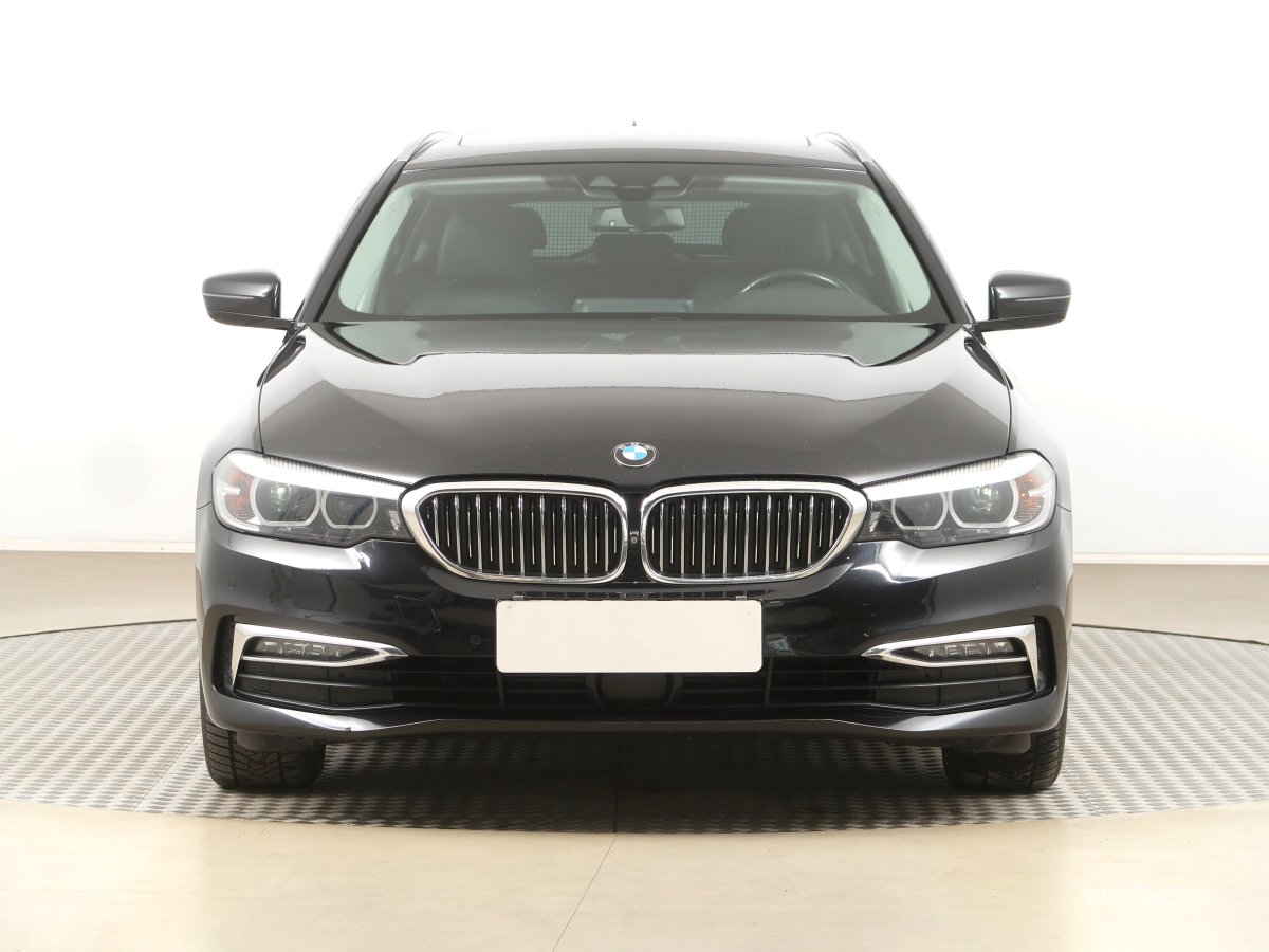 BMW Řada 5, 2019 - pohled č. 2