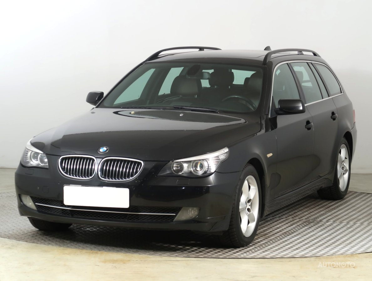 BMW Řada 5, 2009 - pohled č. 3