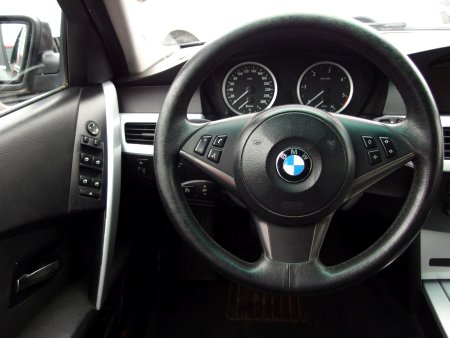 BMW Řada 5, 2005 - pohled č. 12