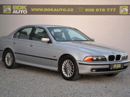 BMW Řada 5, 2000