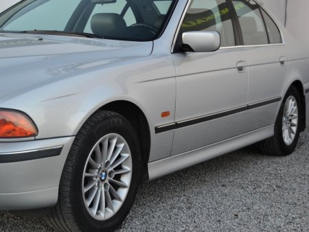 BMW Řada 5, 2000 - pohled č. 11