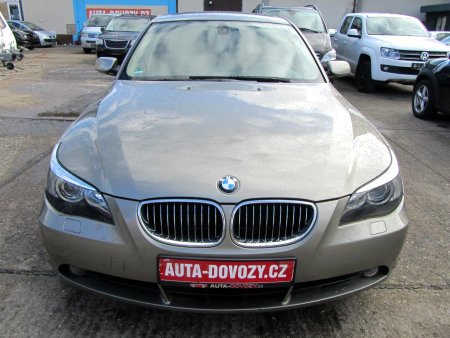 BMW Řada 5, 2005 - pohled č. 2