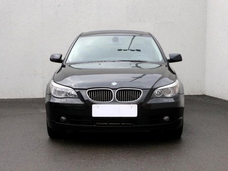 BMW Řada 5, 2006 - pohled č. 2
