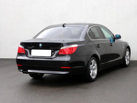 BMW Řada 5, 2006 - pohled č. 5