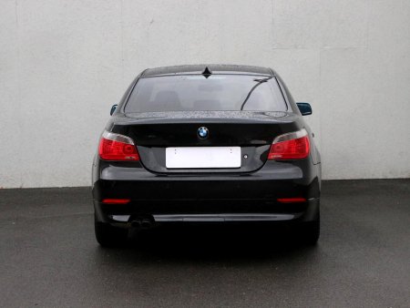 BMW Řada 5, 2006 - pohled č. 6