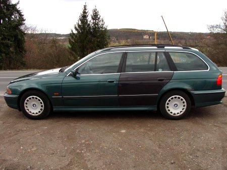 BMW Řada 5, 1998 - pohled č. 3