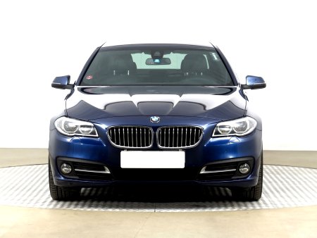 BMW Řada 5, 2015 - pohled č. 2