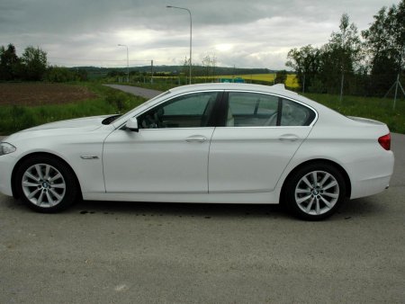 BMW Řada 5, 2011 - pohled č. 2