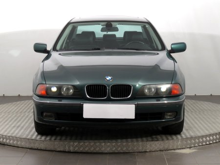 BMW Řada 5, 2000 - pohled č. 2
