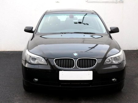 BMW Řada 5, 2008 - pohled č. 2