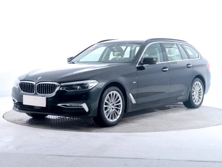 BMW Řada 5, 2018 - pohled č. 3