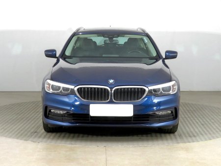 BMW Řada 5, 2017 - pohled č. 2