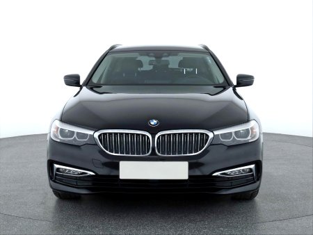 BMW Řada 5, 2017 - pohled č. 2