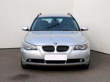 BMW Řada 5, 2007 - pohled č. 2