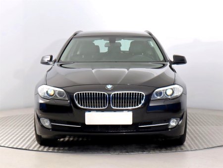 BMW Řada 5, 2012 - pohled č. 2