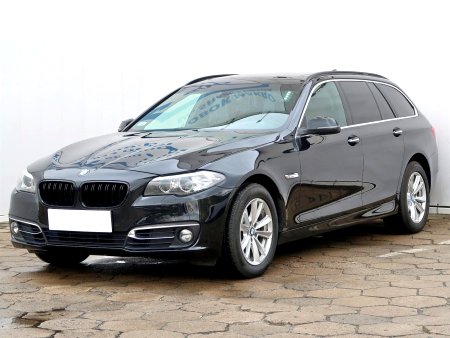 BMW Řada 5, 2014 - pohled č. 3