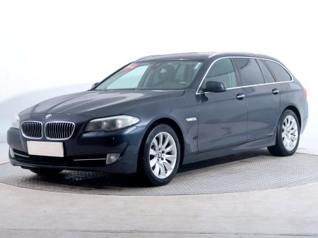 BMW Řada 5, 2013 - pohled č. 3