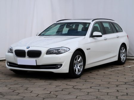BMW Řada 5, 2013 - pohled č. 3