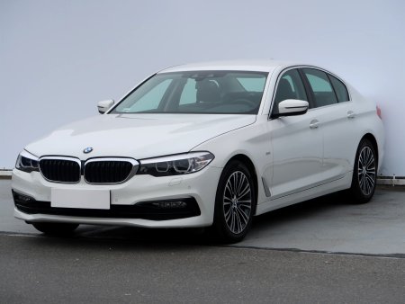 BMW Řada 5, 2017 - pohled č. 3