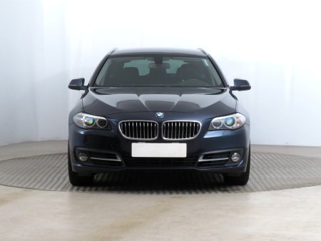 BMW Řada 5, 2013 - pohled č. 2