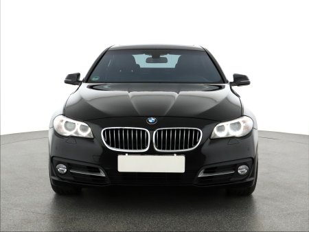 BMW Řada 5, 2015 - pohled č. 2
