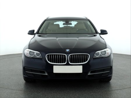 BMW Řada 5, 2017 - pohled č. 2