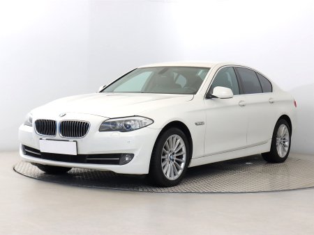 BMW Řada 5, 2011 - pohled č. 3