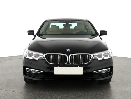 BMW Řada 5, 2017 - pohled č. 2