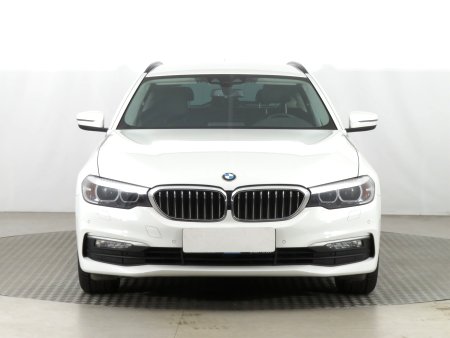 BMW Řada 5, 2018 - pohled č. 2