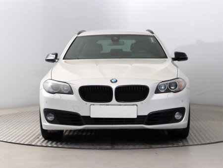 BMW Řada 5, 2014 - pohled č. 2