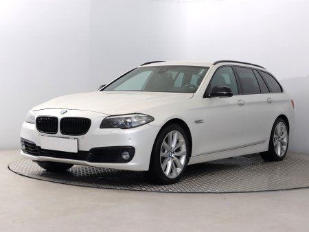 BMW Řada 5, 2014 - pohled č. 3