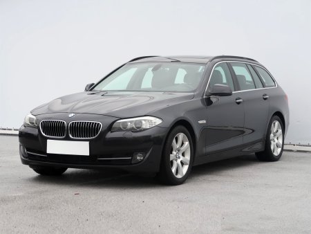 BMW Řada 5, 2010 - pohled č. 3