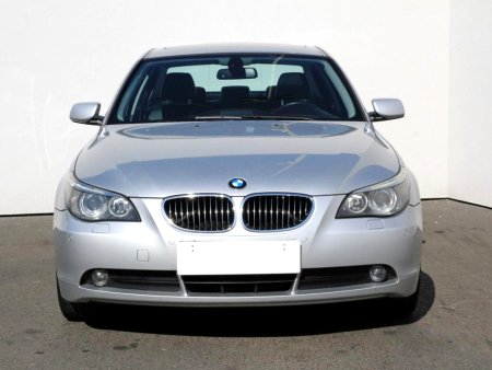 BMW Řada 5, 2006 - pohled č. 2