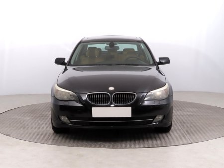 BMW Řada 5, 2007 - pohled č. 2