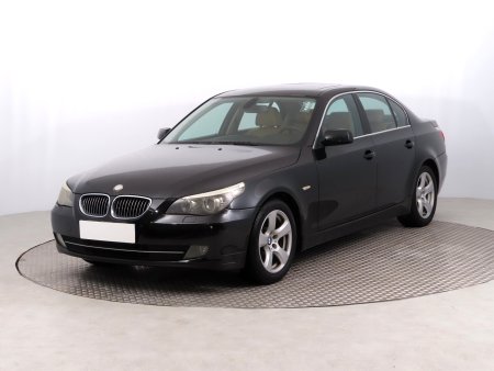 BMW Řada 5, 2007 - pohled č. 3