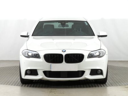 BMW Řada 5, 2012 - pohled č. 2