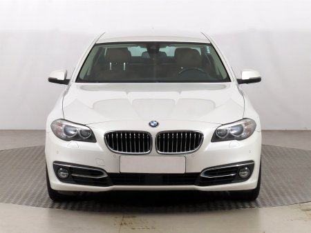 BMW Řada 5, 2016 - pohled č. 2