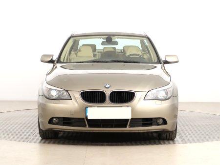 BMW Řada 5, 2007 - pohled č. 2