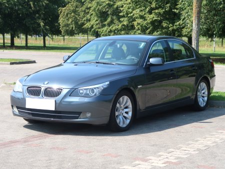 BMW Řada 5, 2007 - pohled č. 3