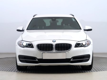 BMW Řada 5, 2013 - pohled č. 2