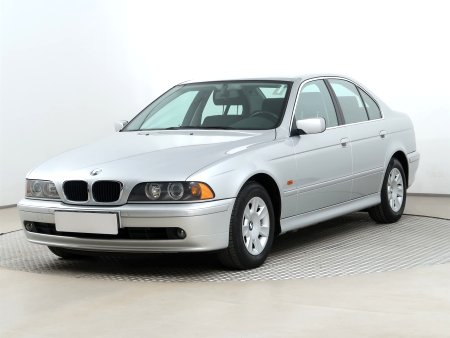 BMW Řada 5, 2001 - pohled č. 3