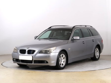 BMW Řada 5, 2004 - pohled č. 3