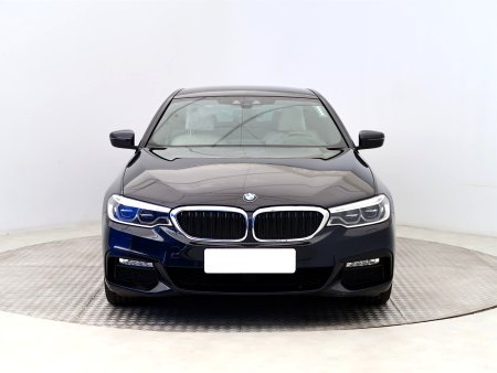 BMW Řada 5, 2017 - pohled č. 2