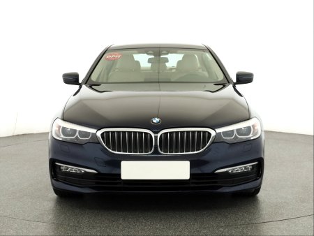 BMW Řada 5, 2017 - pohled č. 2